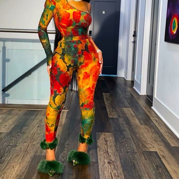 GSUWOO Other - Asymmetrical One-Shoulder Floral Print Two Piece Set - Multicolor